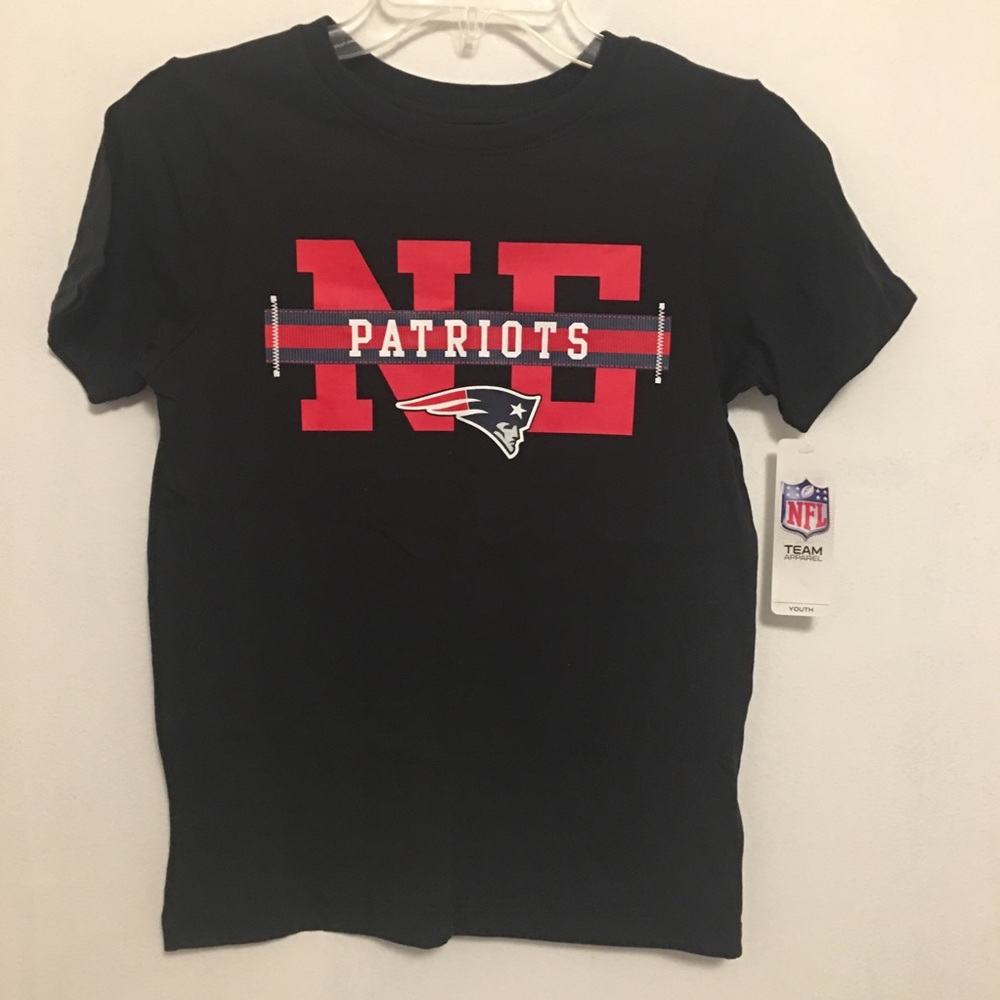 New England Patriots T-shirt M 8-10 boys